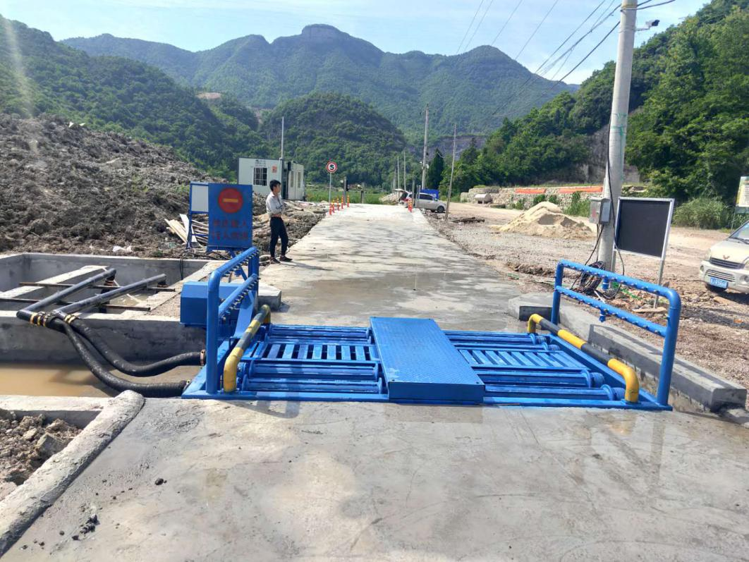 冲泥式滚轴洗轮机安装成功