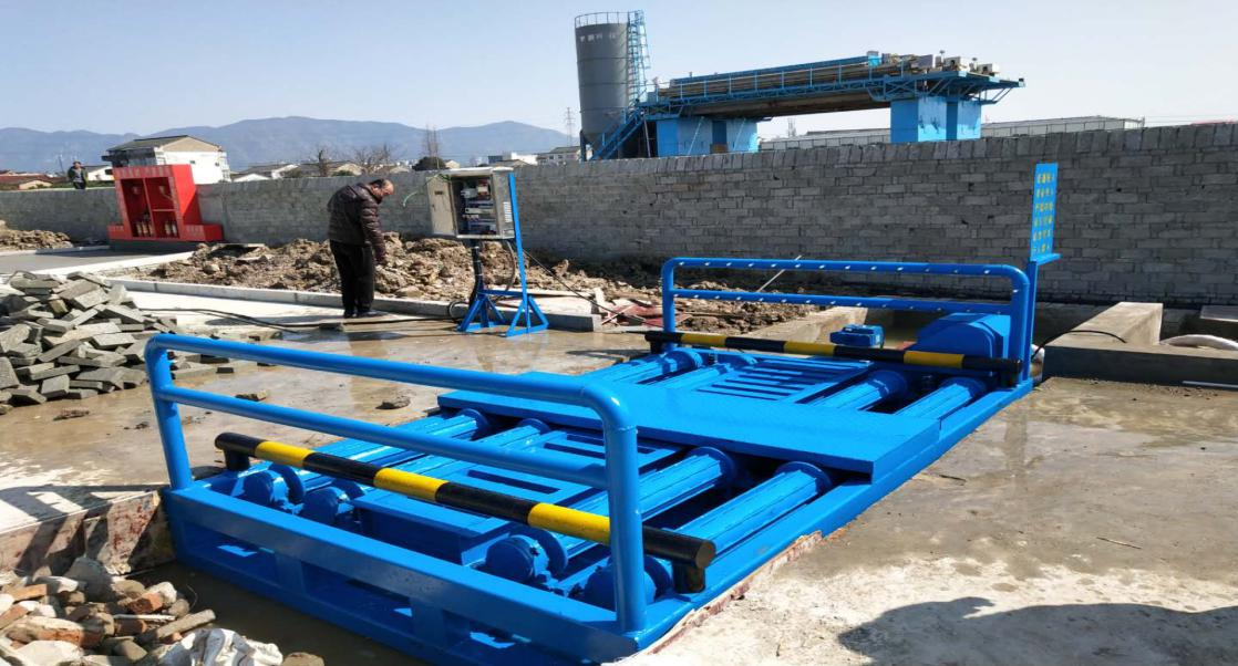 冲泥式滚轴洗轮机安装成功